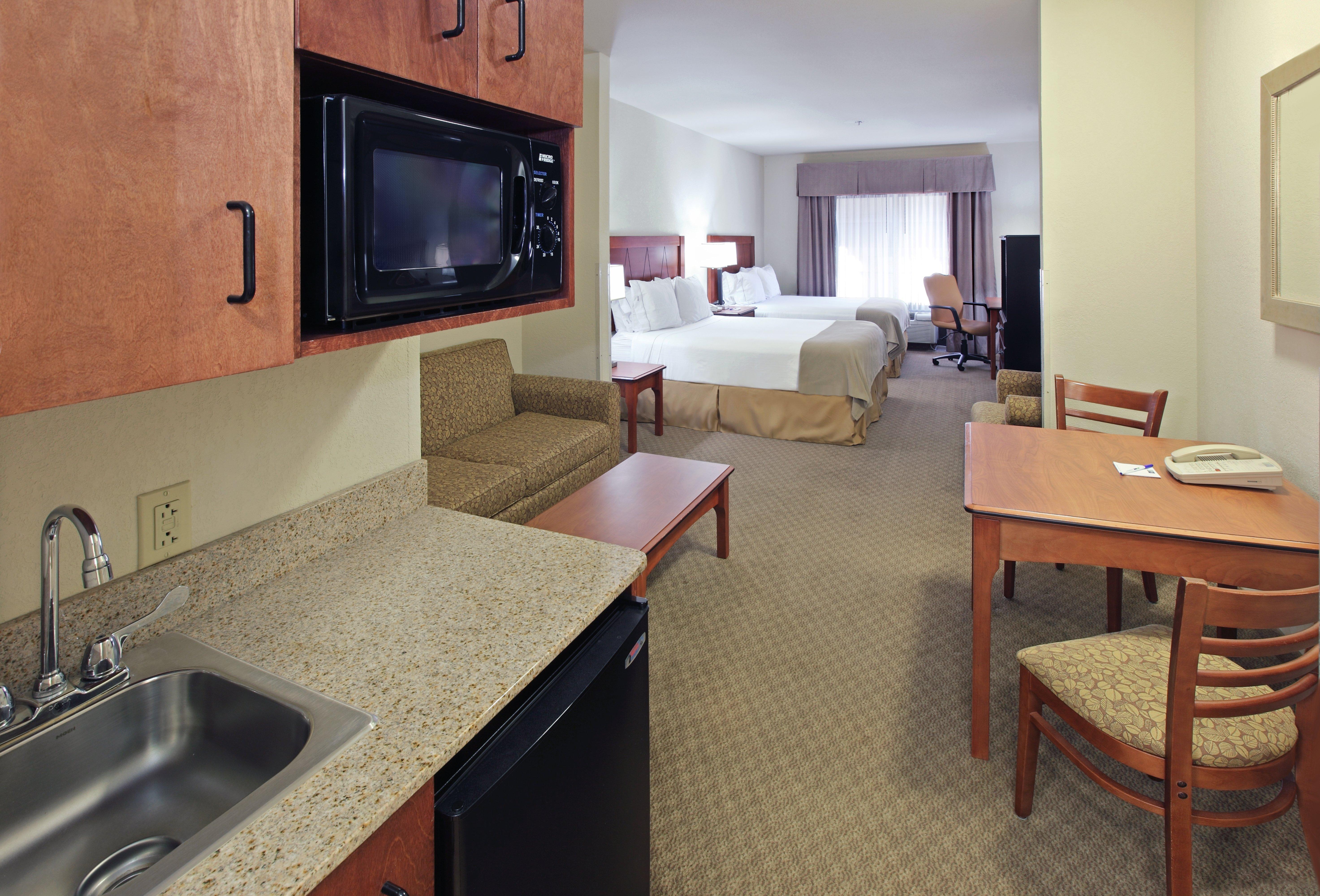 Holiday Inn Express & Suites Pine Bluff/Pines Mall By Ihg מראה חיצוני תמונה