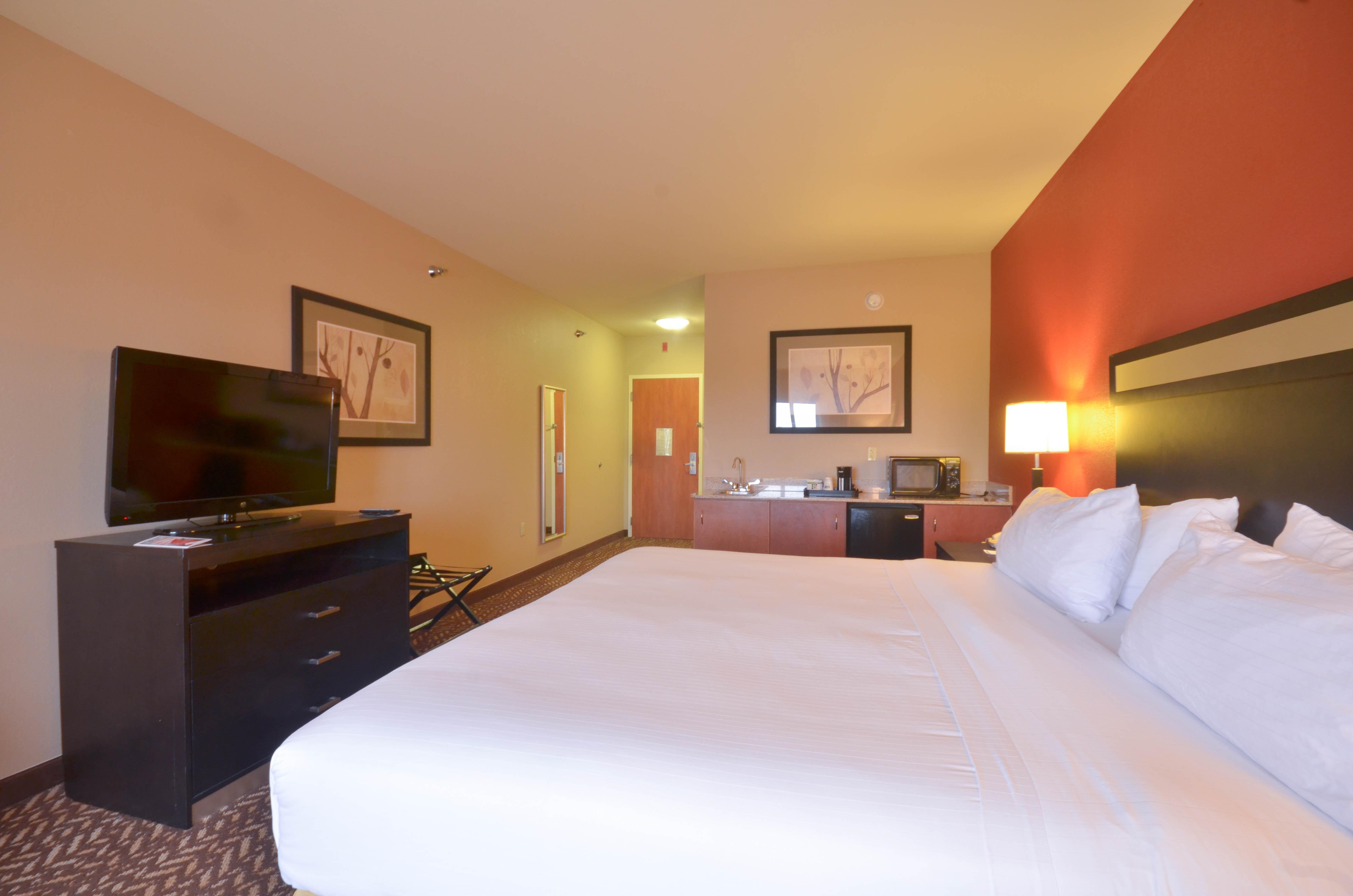 Holiday Inn Express & Suites Pine Bluff/Pines Mall By Ihg מראה חיצוני תמונה