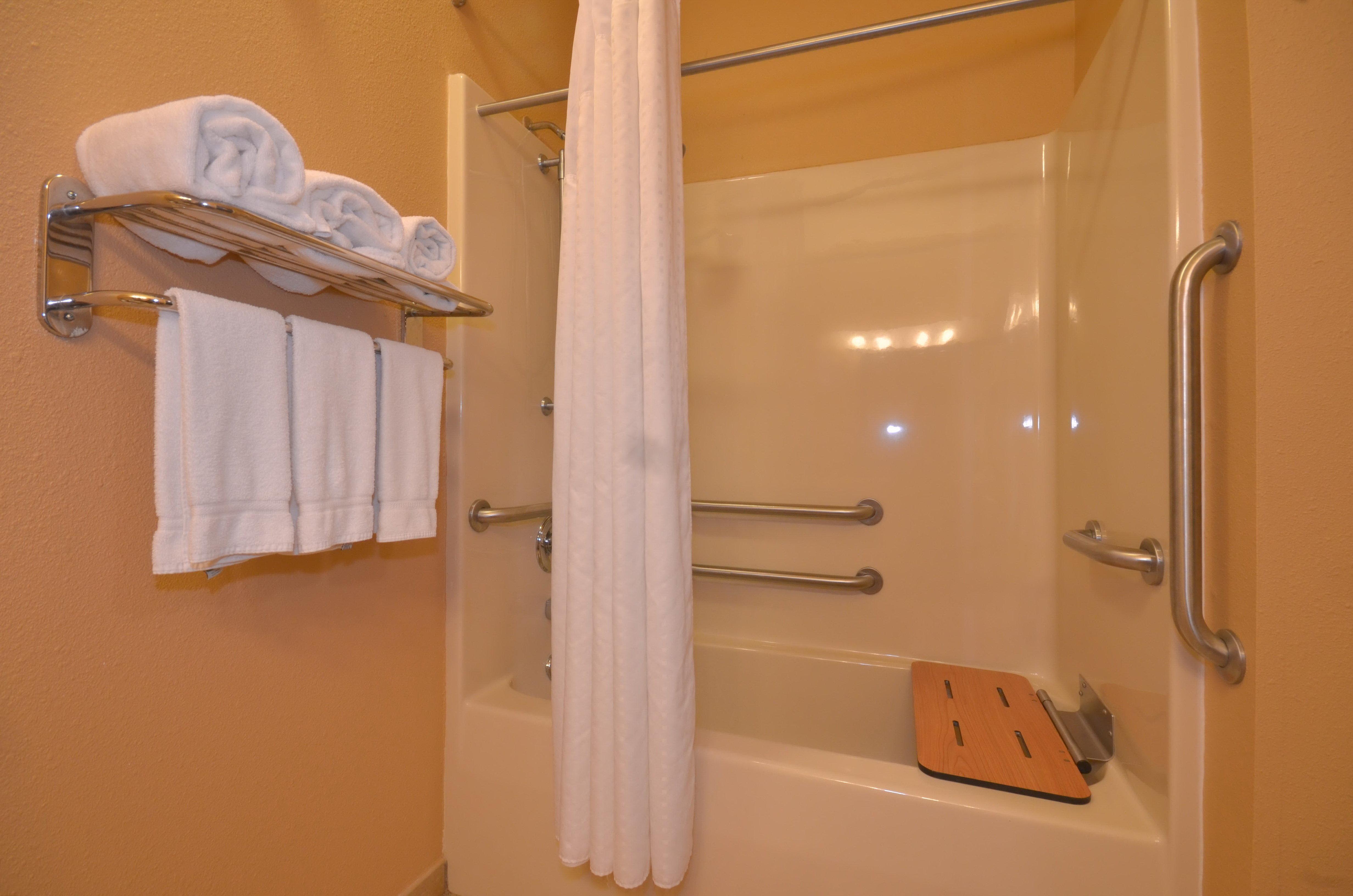 Holiday Inn Express & Suites Pine Bluff/Pines Mall By Ihg מראה חיצוני תמונה