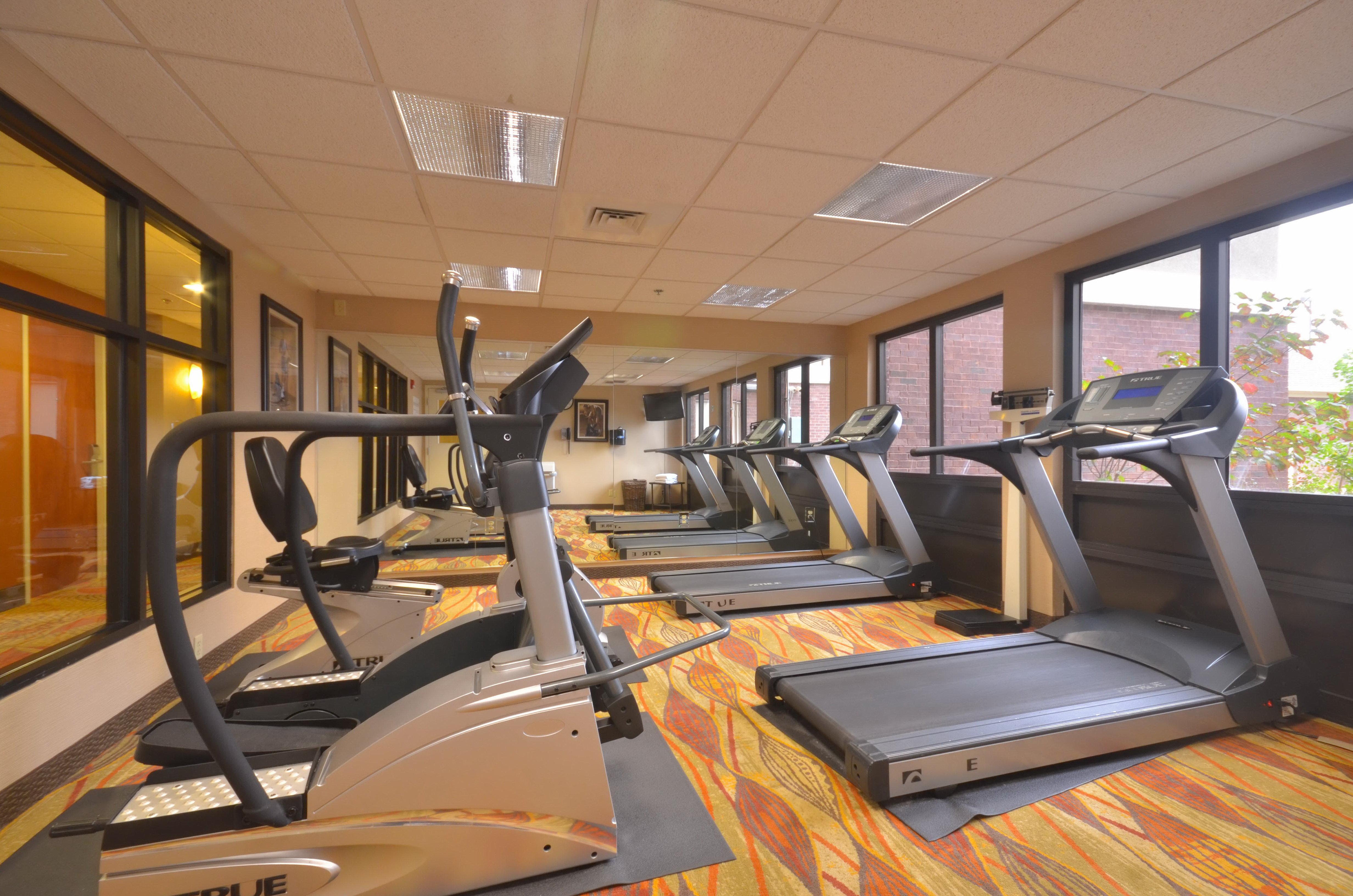 Holiday Inn Express & Suites Pine Bluff/Pines Mall By Ihg מראה חיצוני תמונה